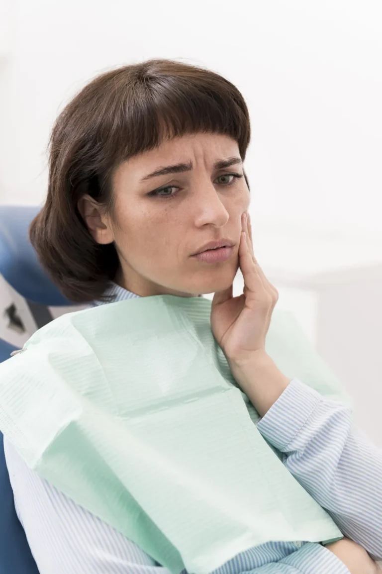 Endodoncia en Ecuador - tratamiento de conducto para salvar diente con dolor