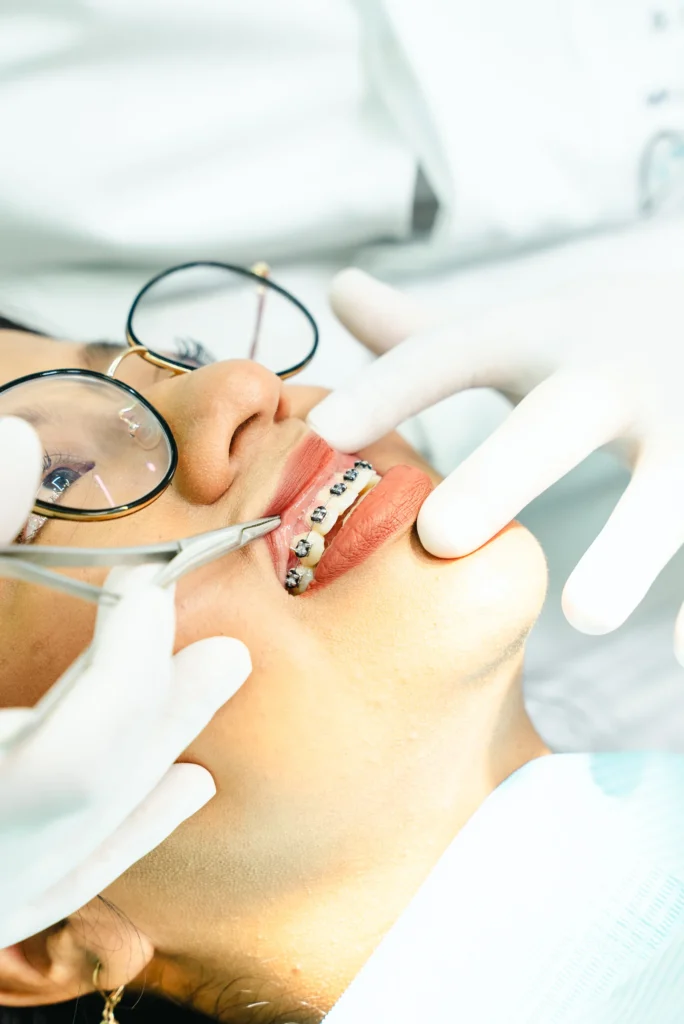 Revisión bucal completa en clínica dental de Otavalo