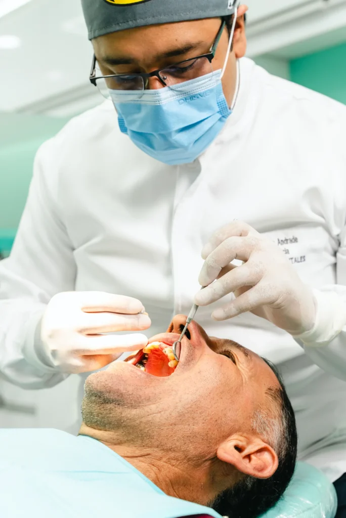 Revisión dental completa en clínica de Otavalo - Odontología Life